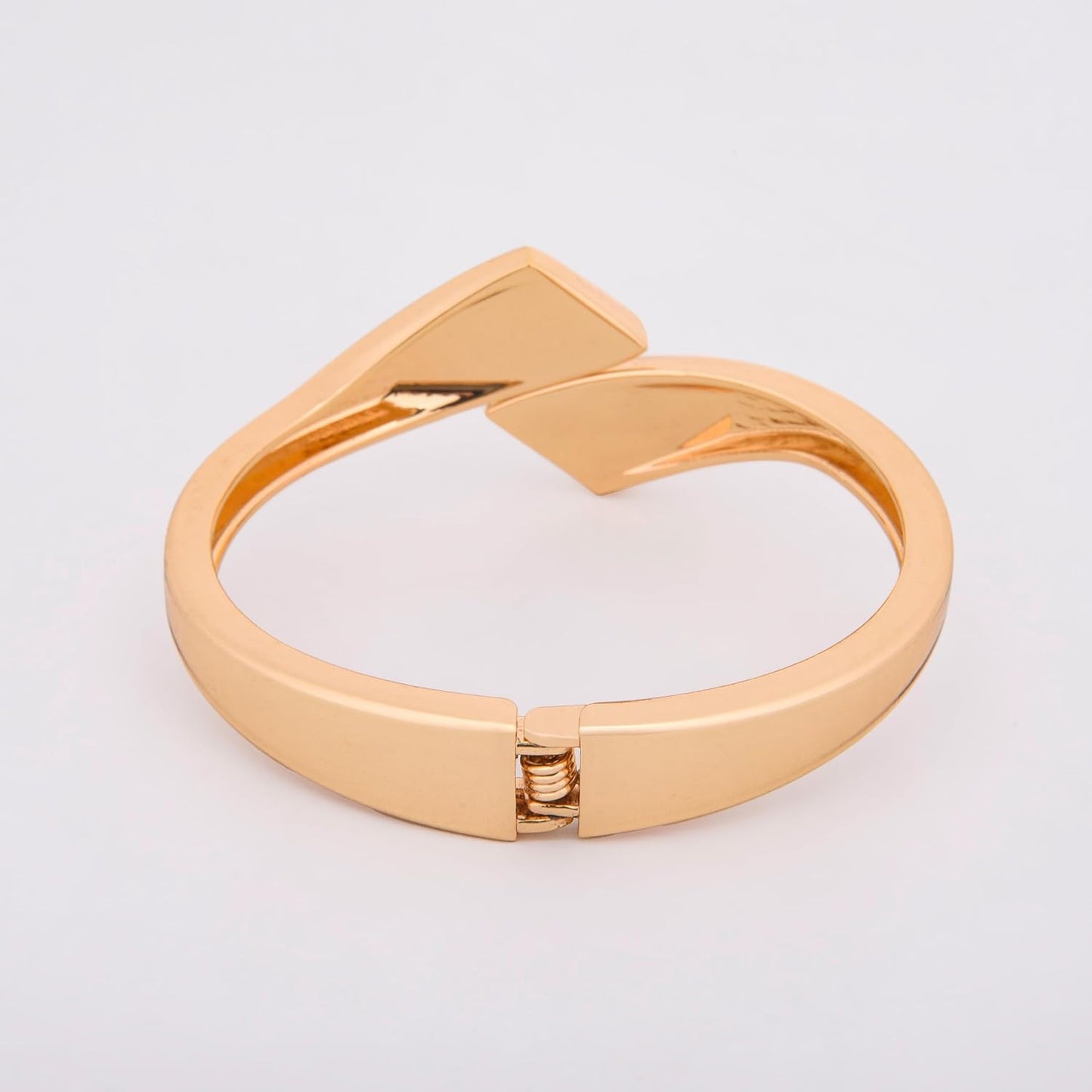 MORU Edgewave Sculpted Kada Bangle for Women | Bold Openable Bracelet | Fashion Jewellery for Weddings, Parties & Gifting