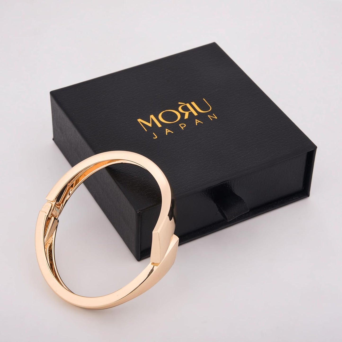 MORU Edgewave Sculpted Kada Bangle for Women | Bold Openable Bracelet | Fashion Jewellery for Weddings, Parties & Gifting