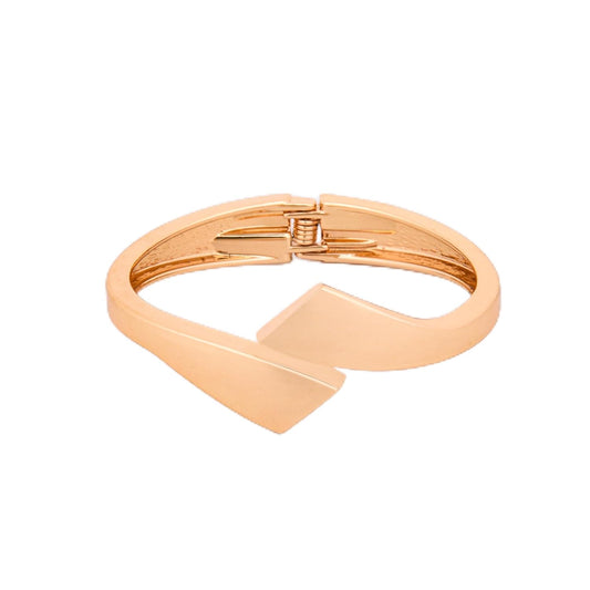 MORU Edgewave Sculpted Kada Bangle for Women | Bold Openable Bracelet | Fashion Jewellery for Weddings, Parties & Gifting