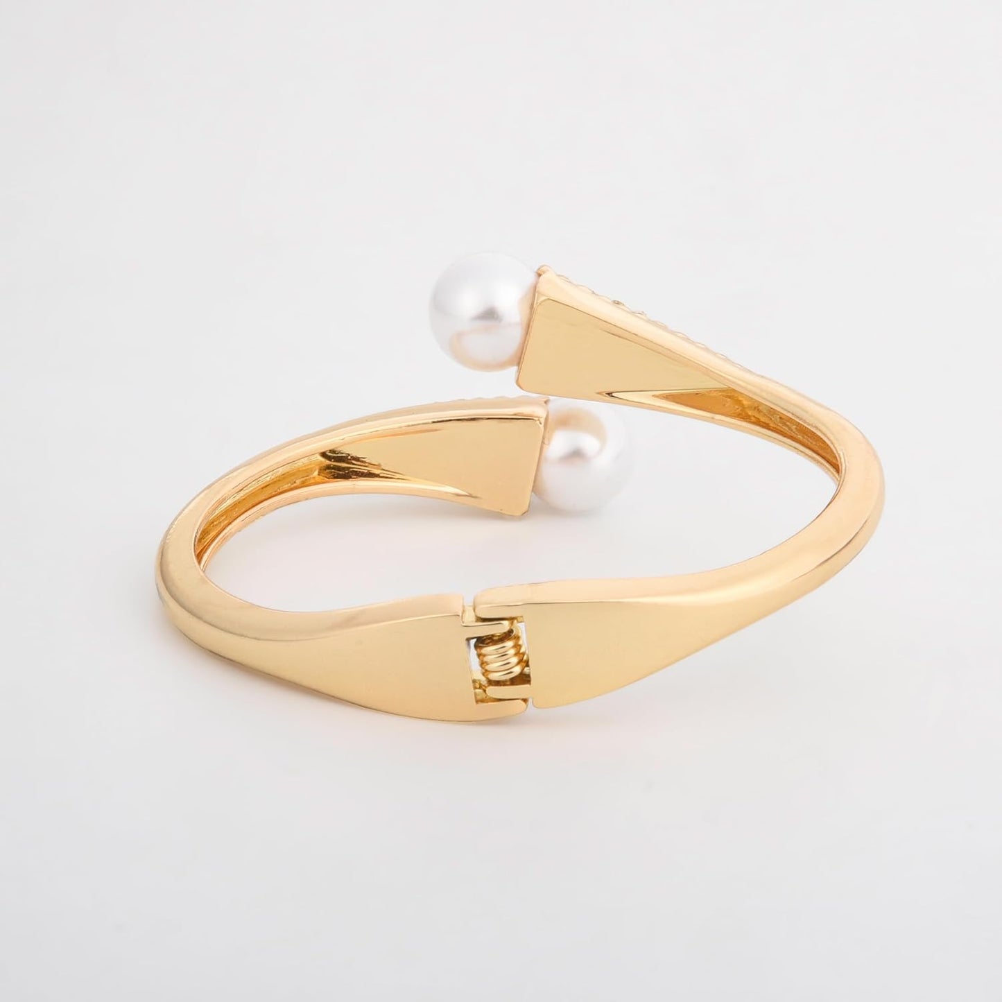 MORU Hikari Pearl Kada Bangle for Women | Elegant Openable Bracelet with Pearls & Crystal Detailing | Fashion Jewellery for Weddings, Parties & Gifting