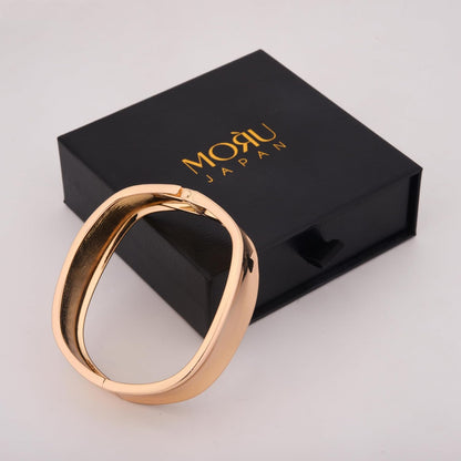 MORU Ovalis Kada Bangle for Women | Sleek Openable Bracelet | Fashion Jewellery for Weddings, Parties & Gifting