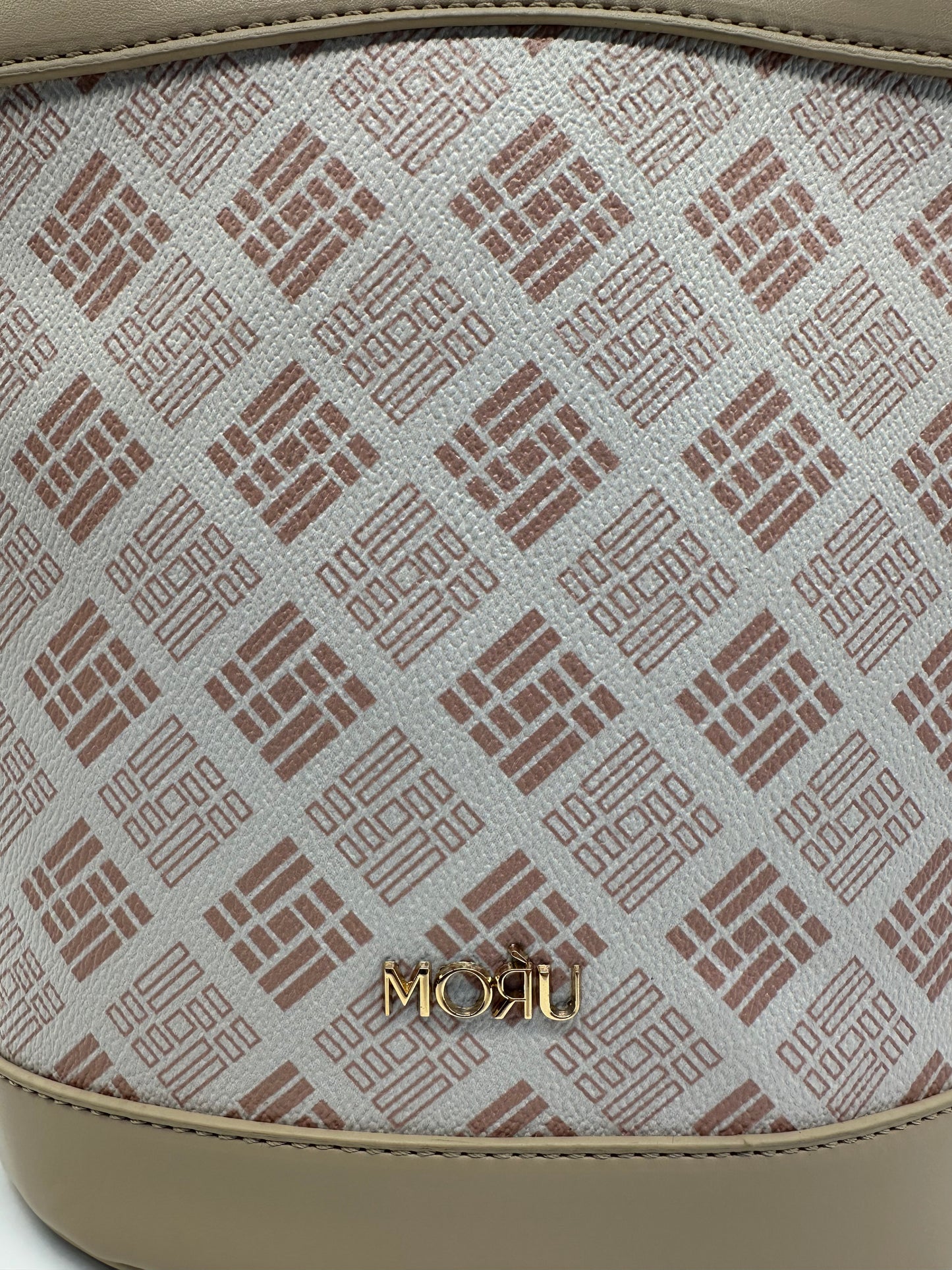 Leather Rafa Bucket Bag/Distinct Patterned Bucket Design/Adjustable Shoulder Strap