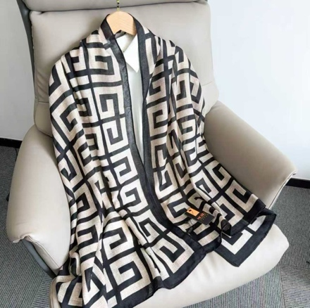 MORU Kyoto Luxe Women’s Geometric Maze Scarf